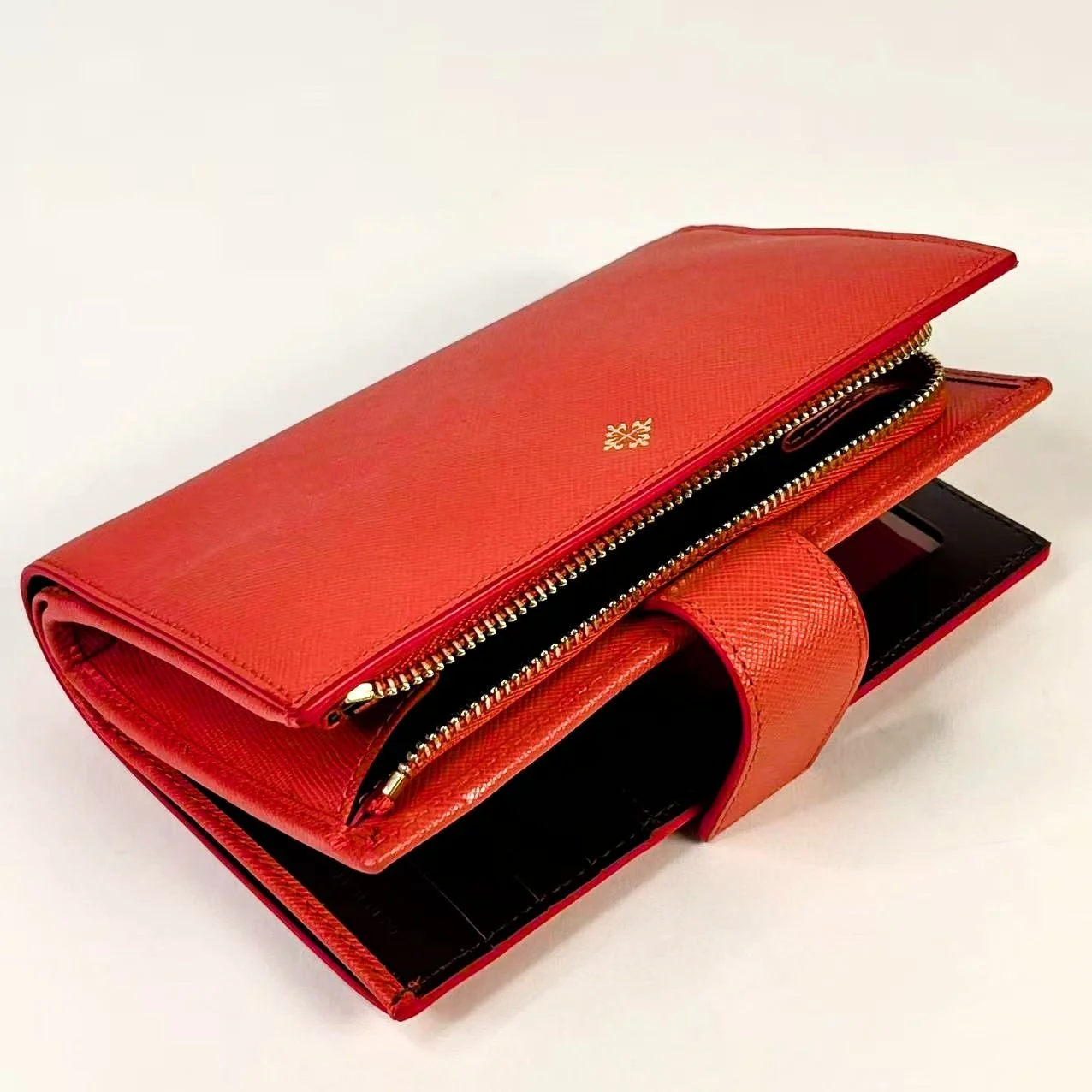 PATEK PHILIPPE オレンジ 長財布 箱付き Patek Philippe Red Saffiano Leather Wallet – Calatrava Logo Luxury